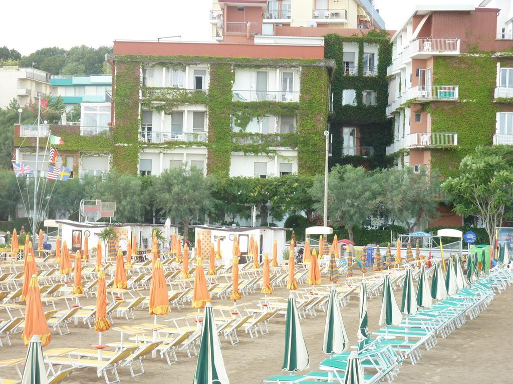 Giovanna Regina Hotel Gabicce Mare Exterior foto